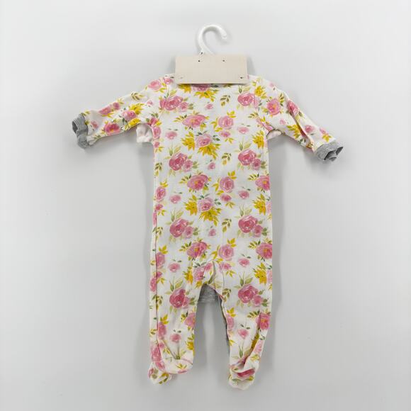 Baby Kiss 9 Piece Set Sleep, Play, Bib, Bodysuit, Pants, Cap & Socks 3-6 Months - Picture 6 of 7